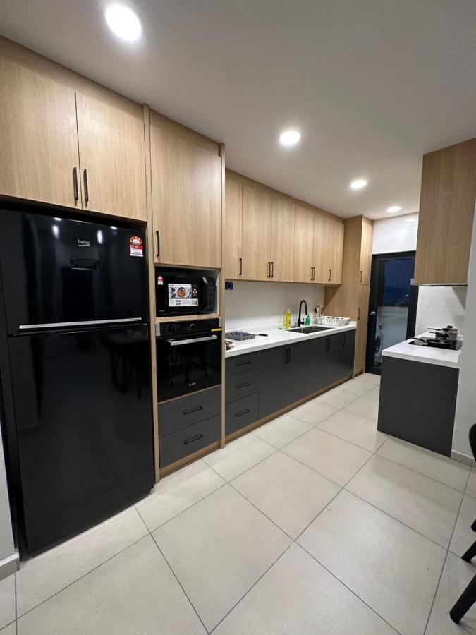 Reizz Residence By Perkasa Kuala Lumpur Esterno foto
