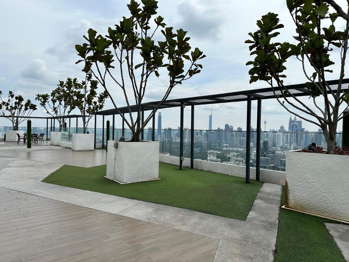 Reizz Residence By Perkasa Kuala Lumpur Esterno foto
