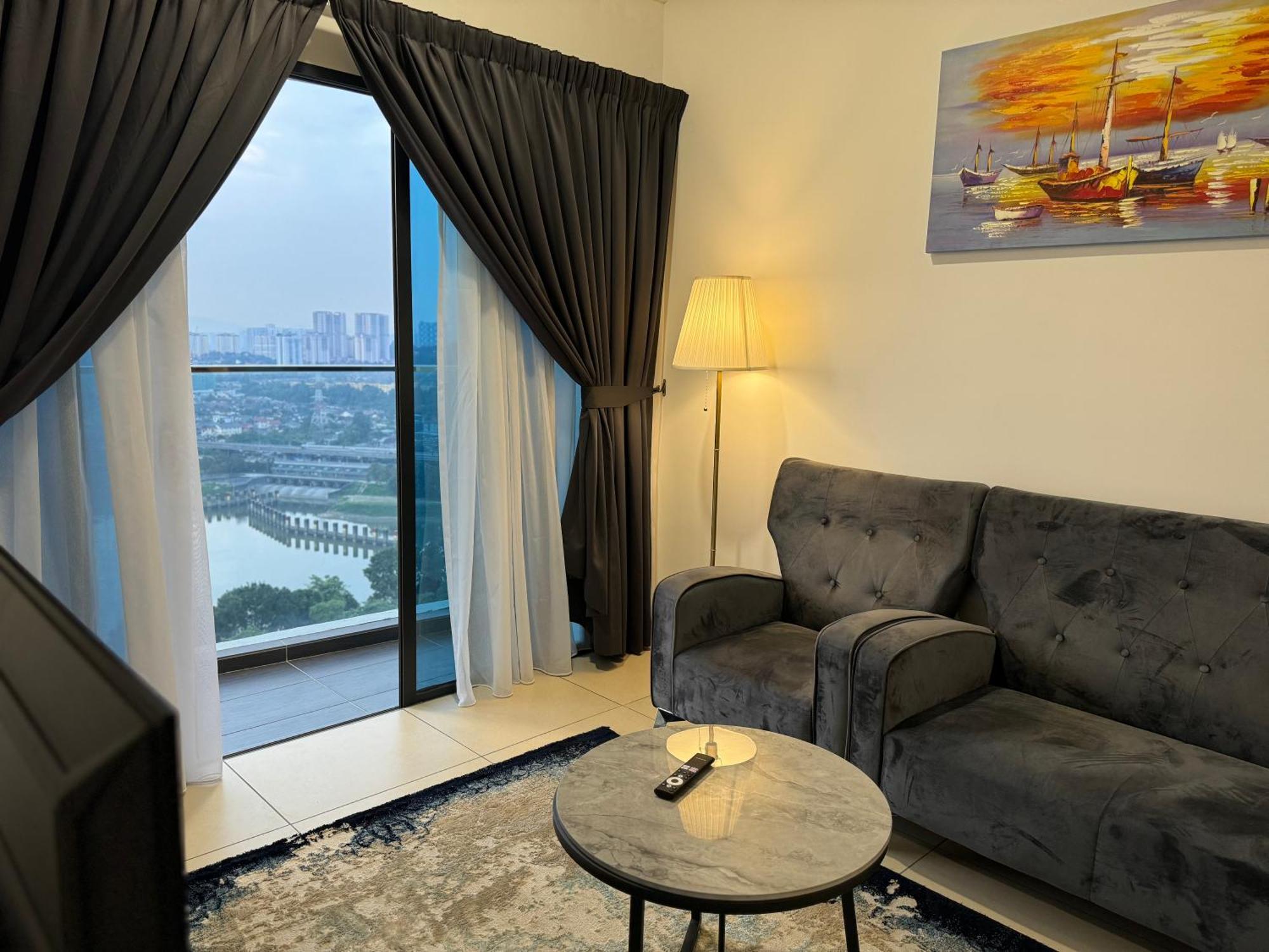 Reizz Residence By Perkasa Kuala Lumpur Esterno foto