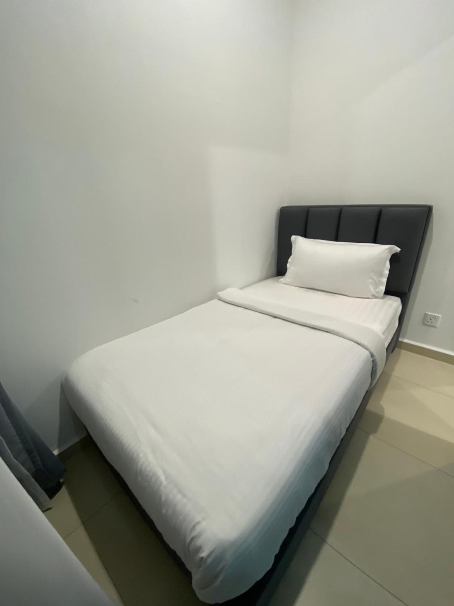 Reizz Residence By Perkasa Kuala Lumpur Esterno foto